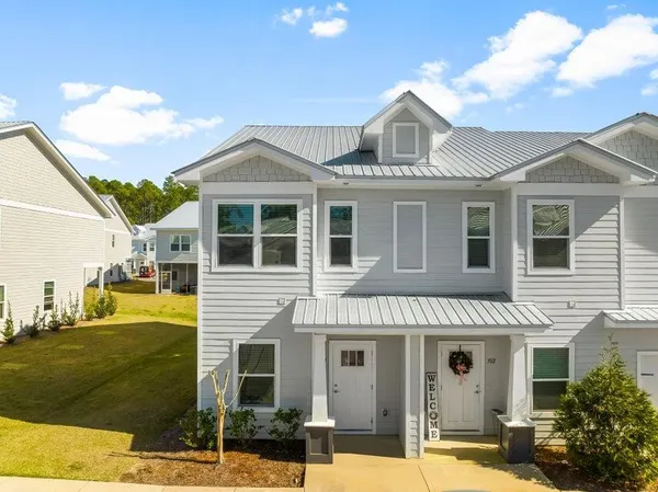 $1,750 | 304 Date Palm Lane, Unit HORIZON, Freeport, FL 32439