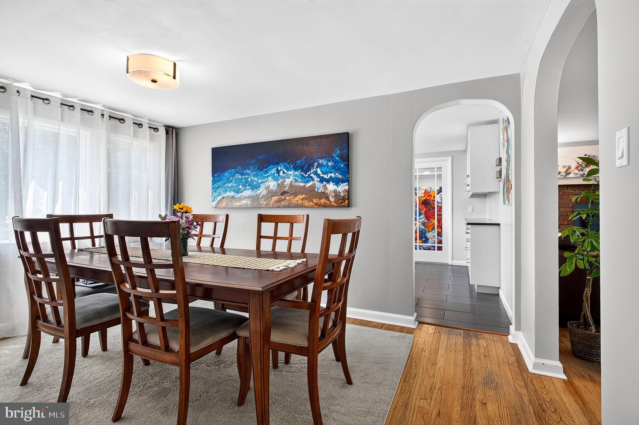321 Buttonwood Street Hamilton, NJ 08619 - Photo 11 of 42 Graceful archways frame the formal Dining Room
