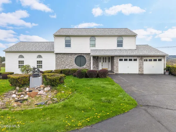 $370,000 | 754 Highway 30A, Esperance, NY 12035