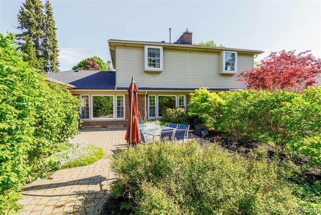 759 Shoreham Road Grosse Pointe Woods, MI 48236 - Photo 41 of 59