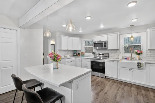 $360,000 | 11917 Yorkshire, Richland, MI 49083