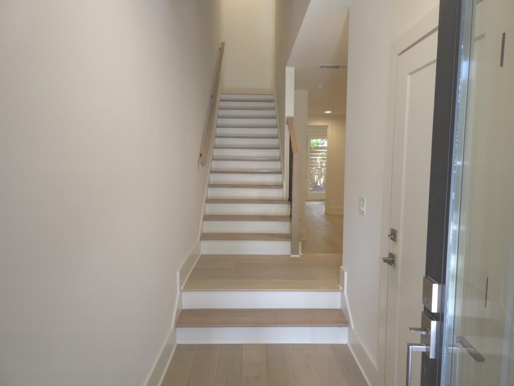 430 Cedar Dust Drive Decatur, GA 30030 - Photo 3 of 99 Gallery Image 3
