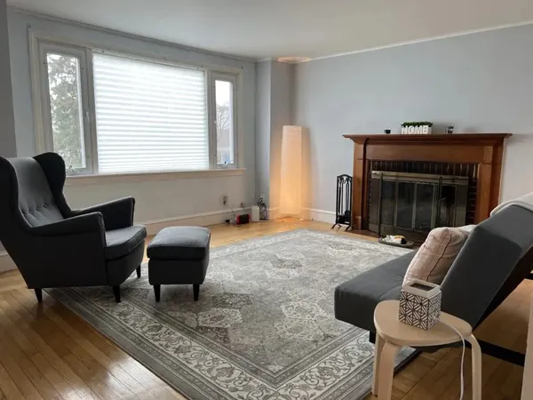 $3,500 | 55 Douglas Avenue, Portsmouth, RI 02871