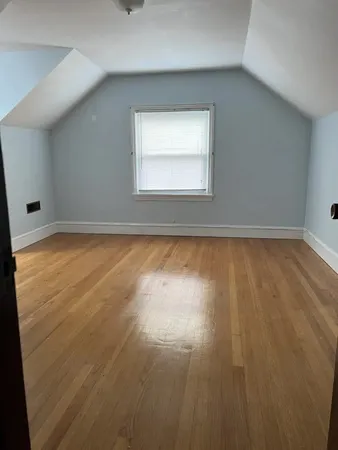 $3,500 | 55 Douglas Avenue, Portsmouth, RI 02871