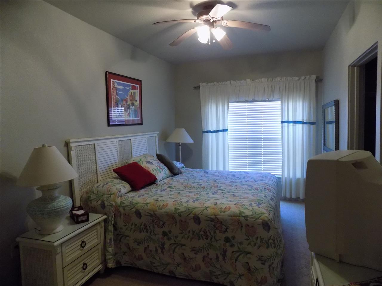 20050 Oak Road East, Unit 3118 Gulf Shores, AL 36542 - Photo 8 of 18 Master Bedroom