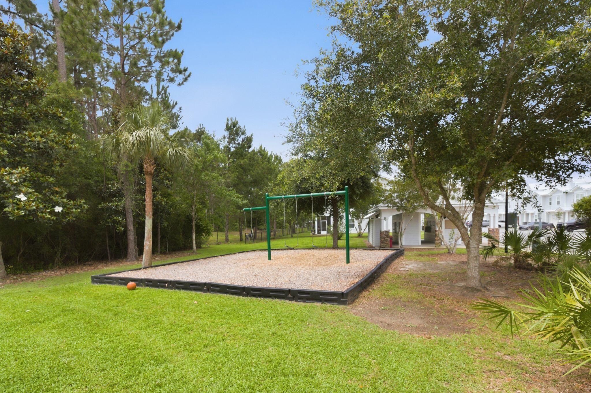 334 North Sand Palm Road Freeport, FL 32439 - Photo 36 of 39 aj2605281-1036