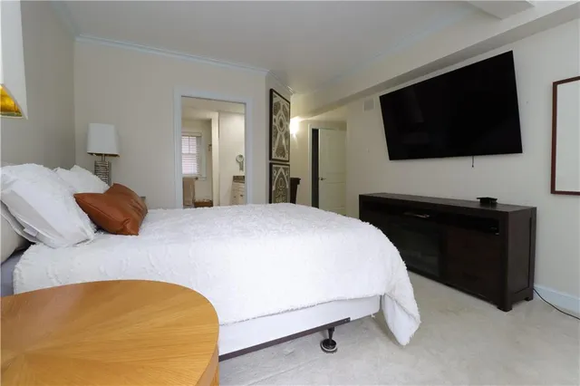 $300,000 | 807 West 48th Street, Unit 103, Kansas City, MO 64112