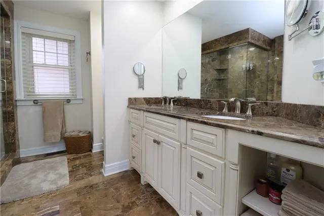 $300,000 | 807 West 48th Street, Unit 103, Kansas City, MO 64112