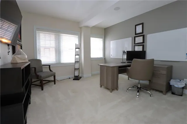 $300,000 | 807 West 48th Street, Unit 103, Kansas City, MO 64112