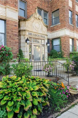 $300,000 | 807 West 48th Street, Unit 103, Kansas City, MO 64112