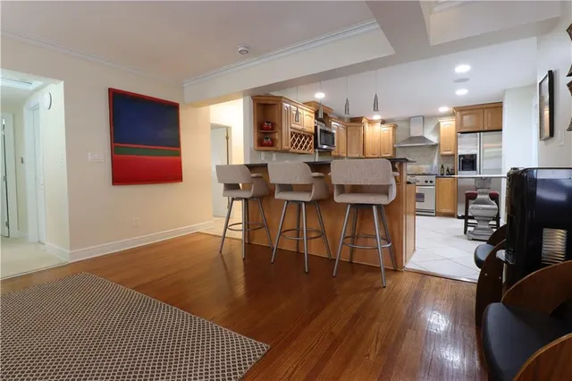 $300,000 | 807 West 48th Street, Unit 103, Kansas City, MO 64112