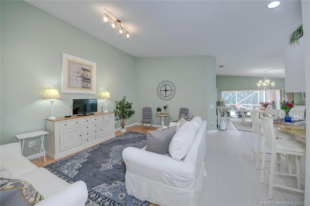 786 Southwest Balmoral Trace Stuart, FL 34997 - Photo 5 of 35 Living Room