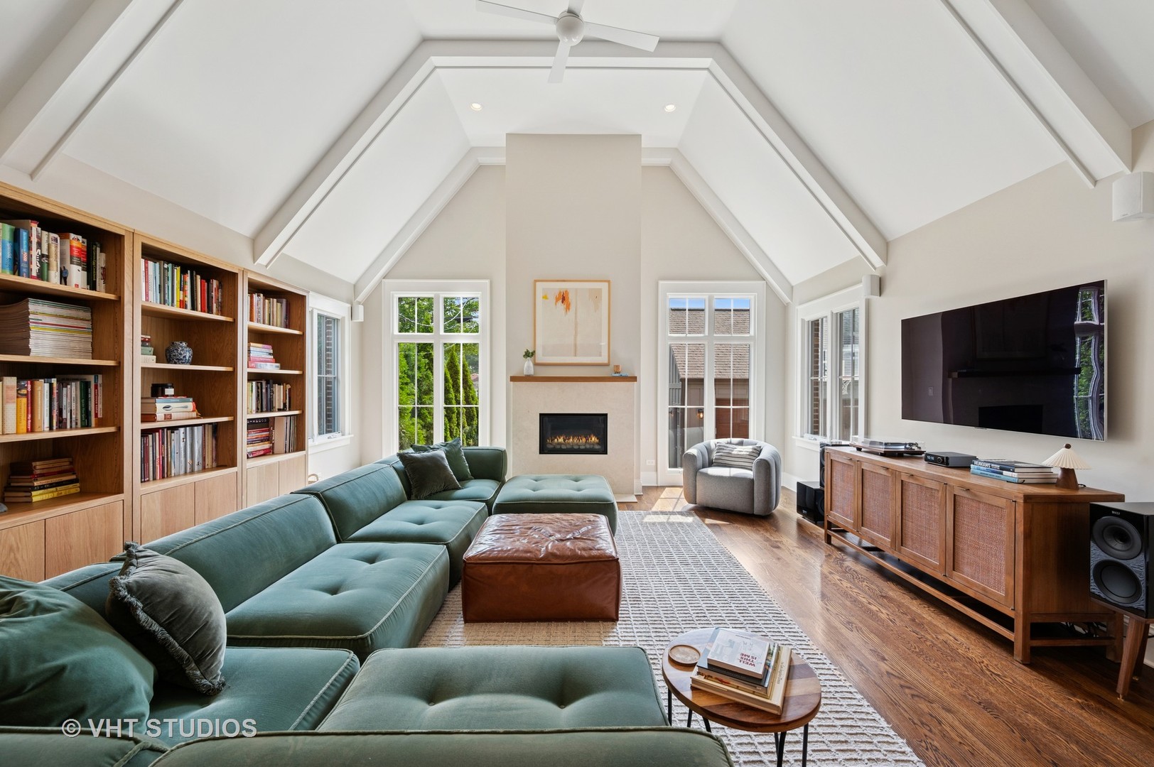 213 East Avenue Park Ridge, IL 60068 - Photo 8 of 33 Gallery Image 8