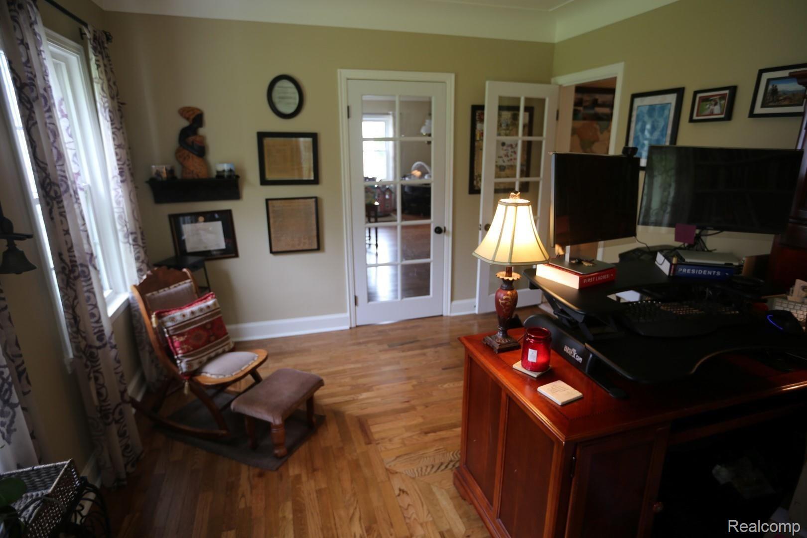 480 Tiplady Road Pinckney, MI 48169 - Photo 19 of 55 library / office