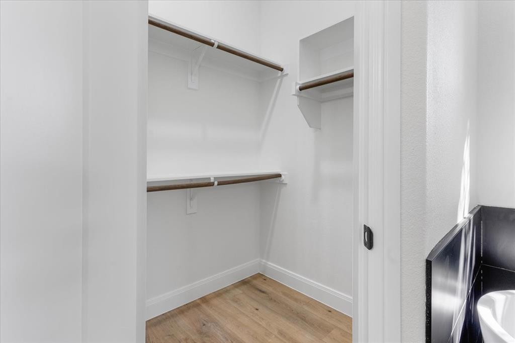 4715 Ramey Avenue Fort Worth, TX 76105 - Photo 22 of 32 a view of empty room