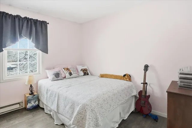 $299,900 | 84 Twin Oaks Terrace, South Burlington, VT 05403