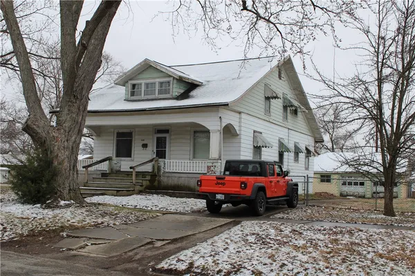 $119,900 | 2305 Shelby Avenue, Mattoon, IL 61938