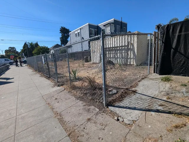 $199,000 | 3700 West Street, Oakland, CA 94609