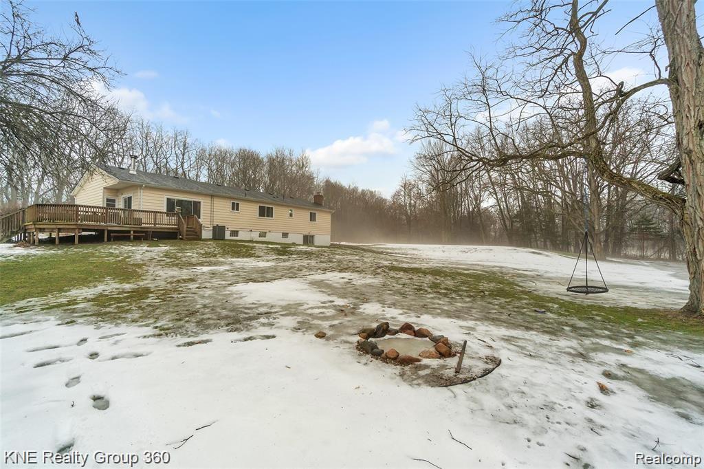 2392 Pingree Road Howell, MI 48843 - Photo 43 of 44