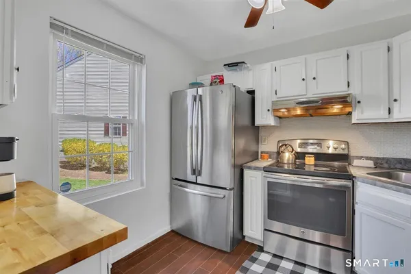 $247,000 | 745 Merrow Road, Unit 136, Coventry, CT 06238