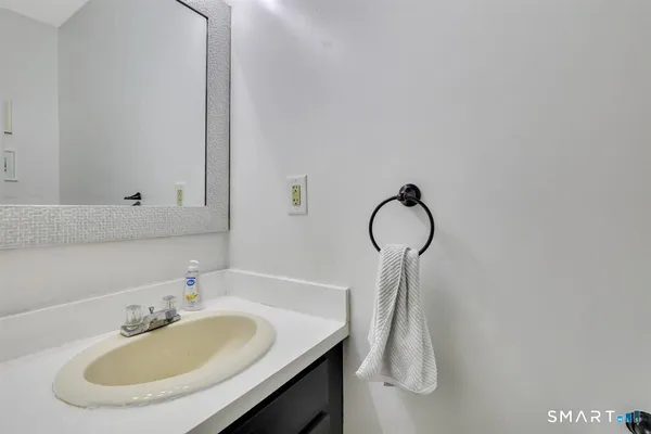 $247,000 | 745 Merrow Road, Unit 136, Coventry, CT 06238