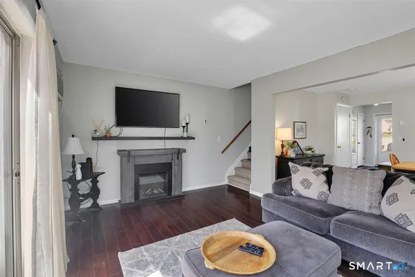 $247,000 | 745 Merrow Road, Unit 136, Coventry, CT 06238