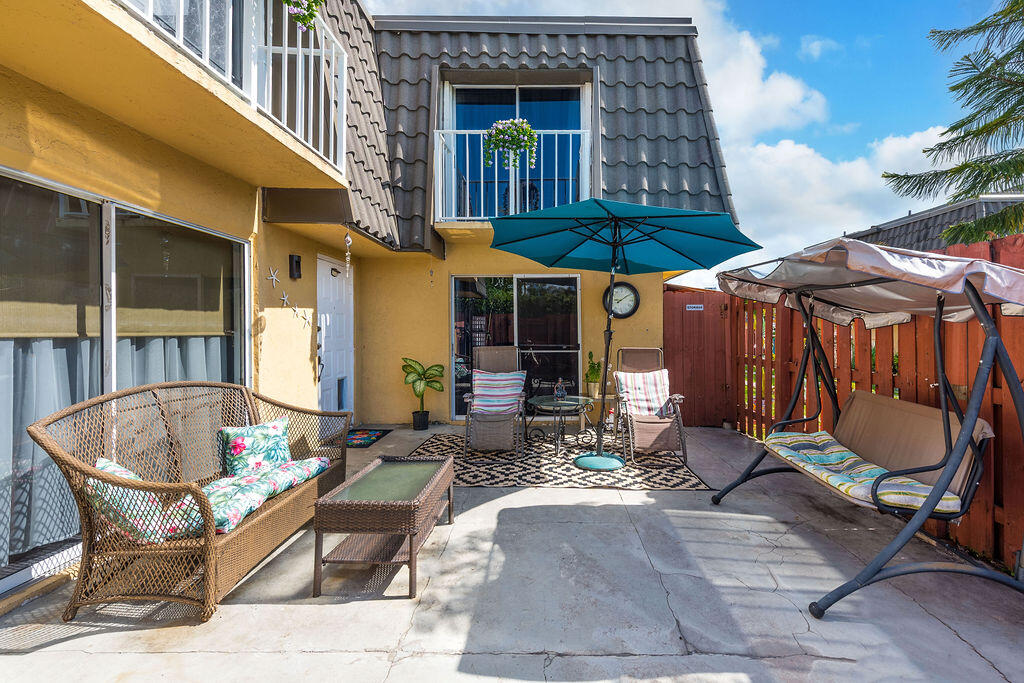 22164 Boca Rancho Drive, Unit D Boca Raton, FL 33428 - Photo 28 of 31 2164BocaRanchodr.#D-29