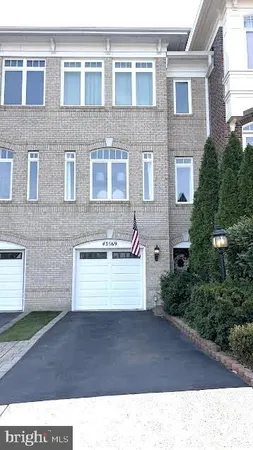 $774,900 | 43569 Wild Indigo Terrace, Leesburg, VA 20176