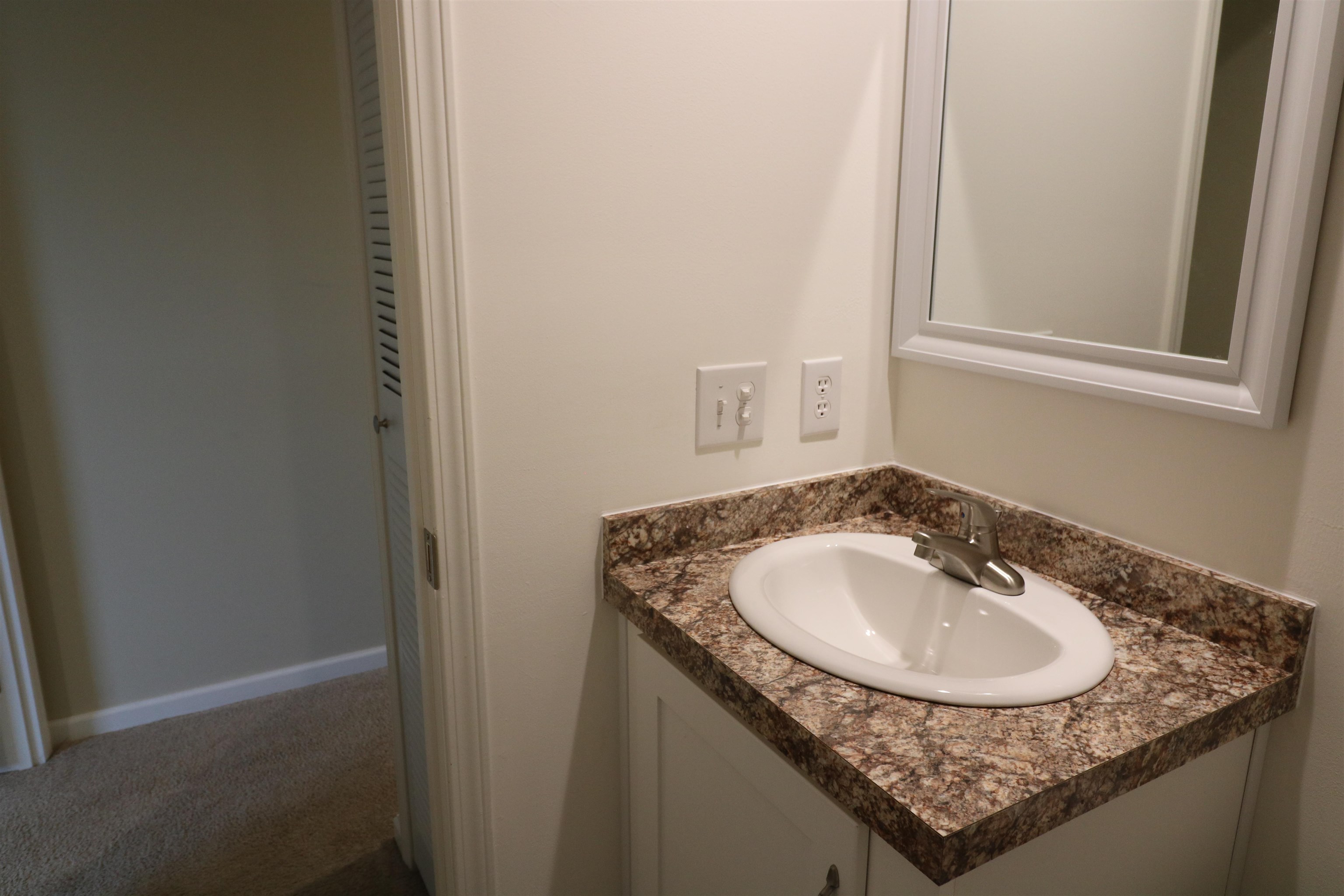 17 Colonial Drive Troy, NH 03465 - Photo 18 of 38