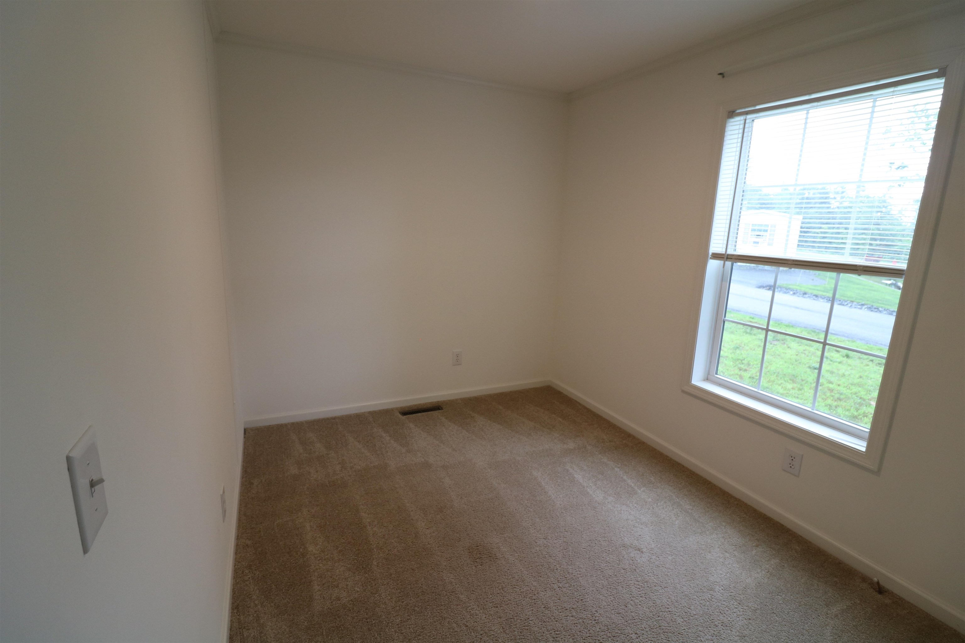 17 Colonial Drive Troy, NH 03465 - Photo 19 of 38