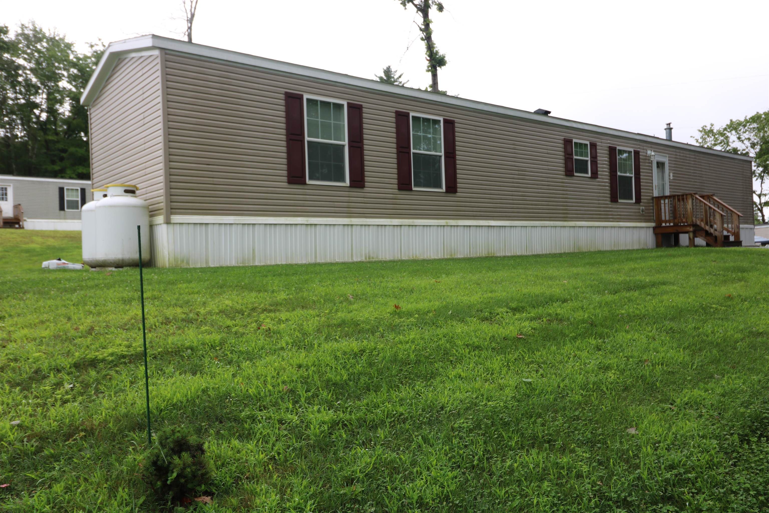 17 Colonial Drive Troy, NH 03465 - Photo 2 of 38