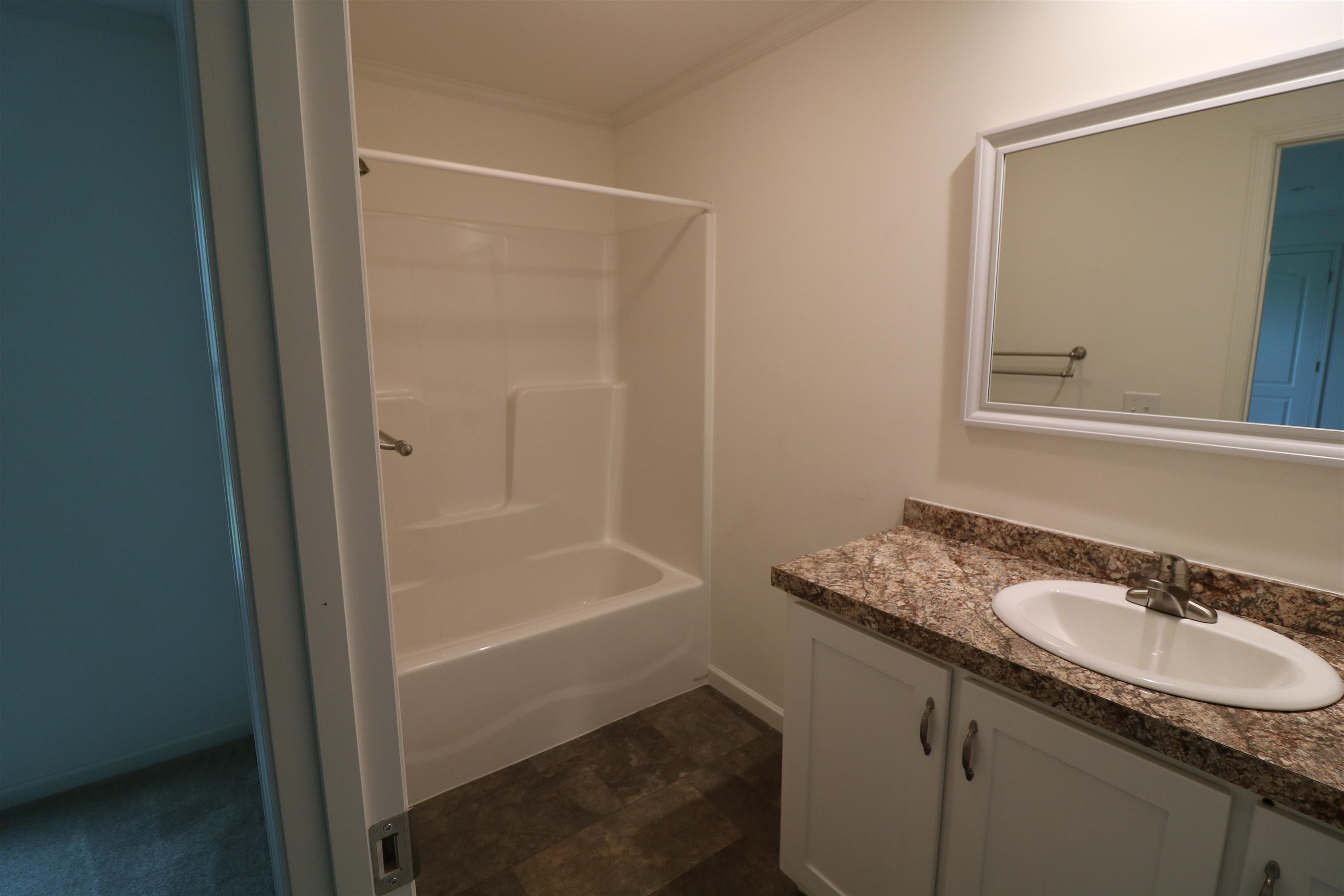 17 Colonial Drive Troy, NH 03465 - Photo 6 of 38