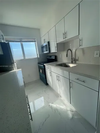 $2,875 | 785 81st Street, Unit 3, Miami Beach, FL 33141
