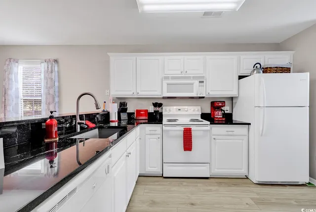 $289,500 | 1015 Blue Stem Drive, Unit 38B, Pawleys Island, SC 29585