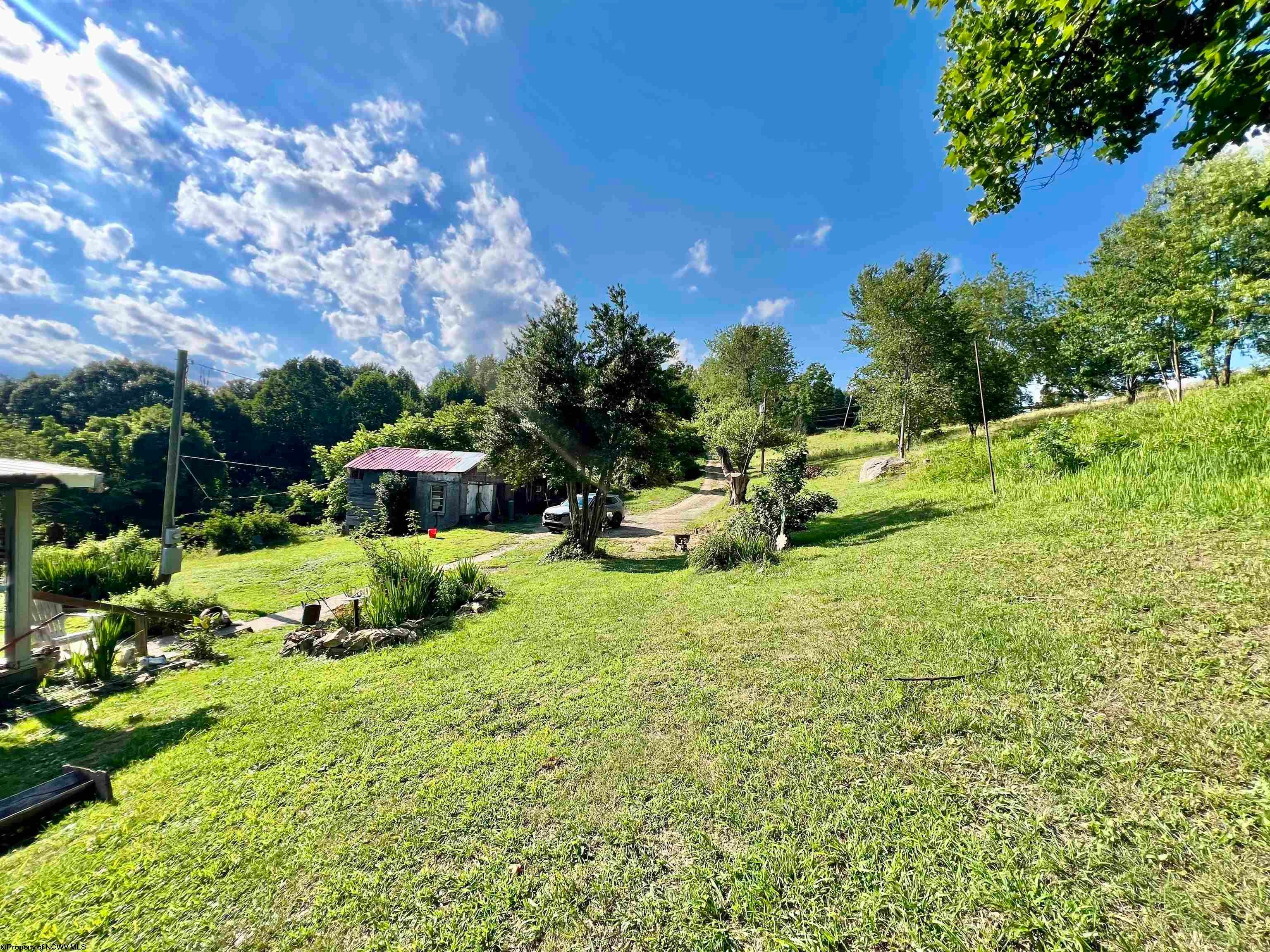 1945 Wilson Ridge Road Duck, WV 25063 - Photo 11 of 26 Gallery Image 11