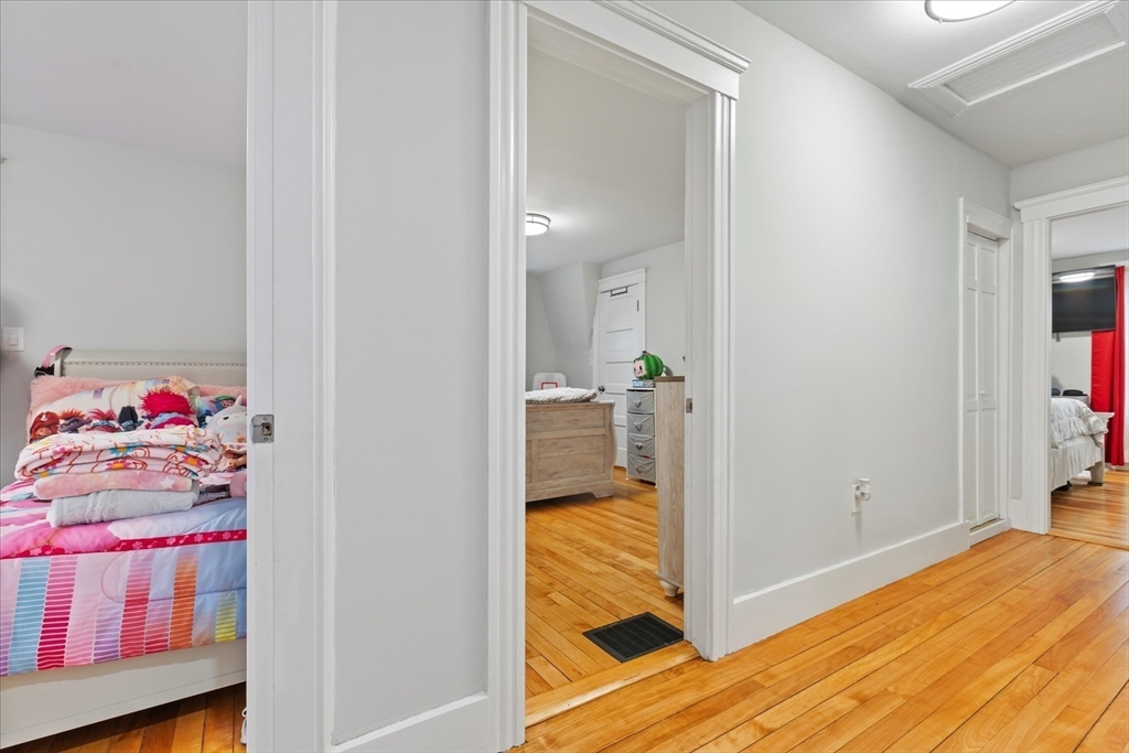 1 Ralph Avenue Worcester, MA 01604 - Photo 25 of 42
