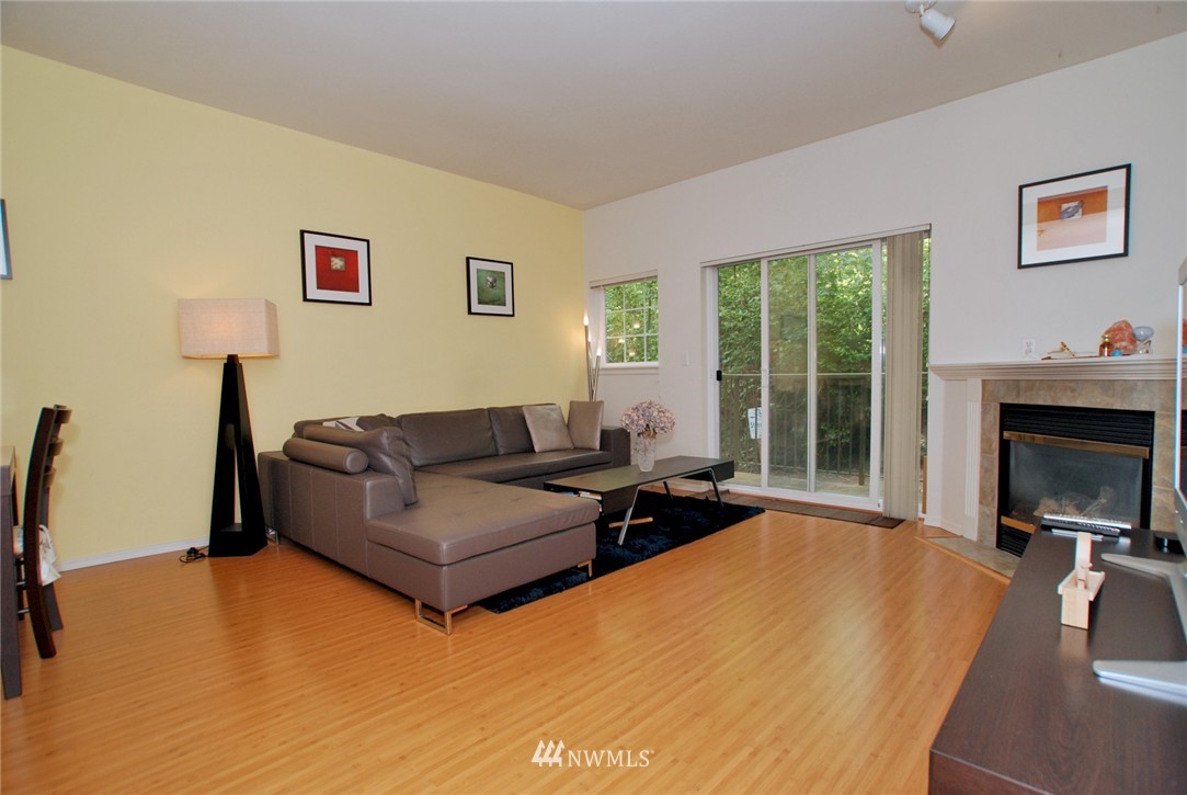 1800 Northeast 40th Street, Unit A7 Renton, WA 98056 - Photo 2 of 23