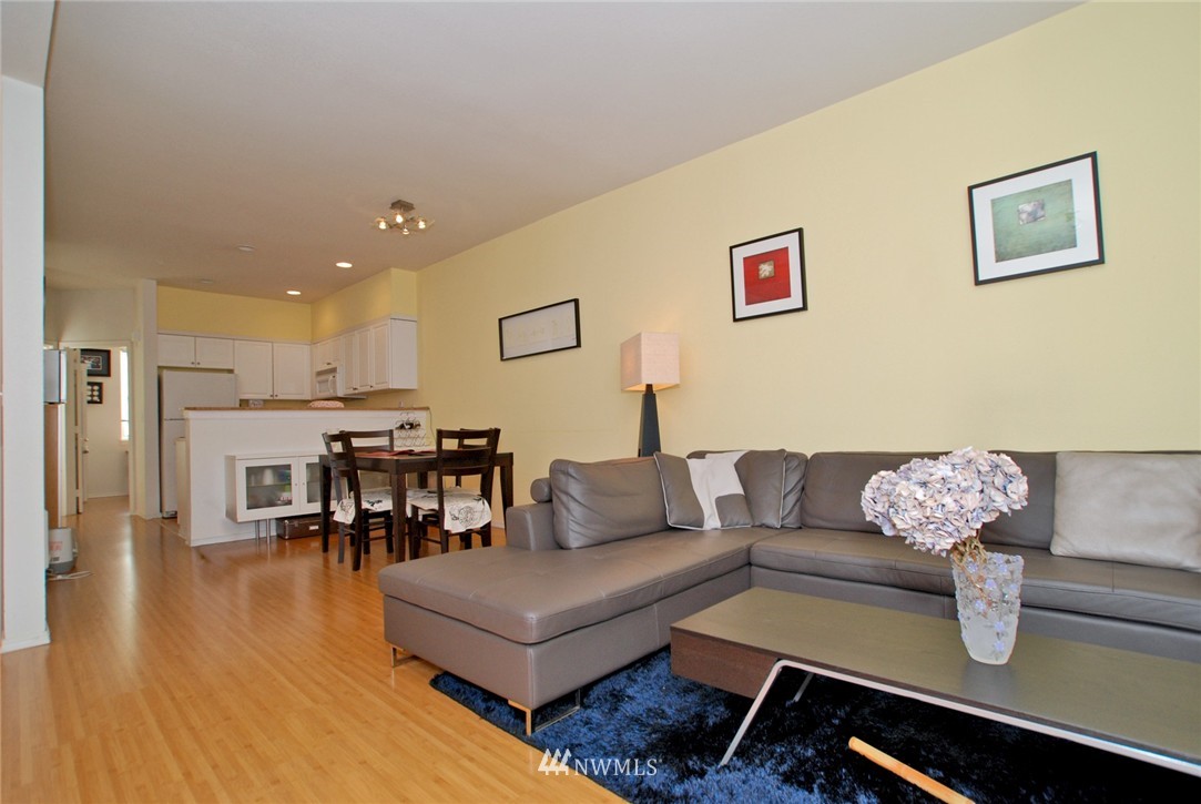 1800 Northeast 40th Street, Unit A7 Renton, WA 98056 - Photo 4 of 23