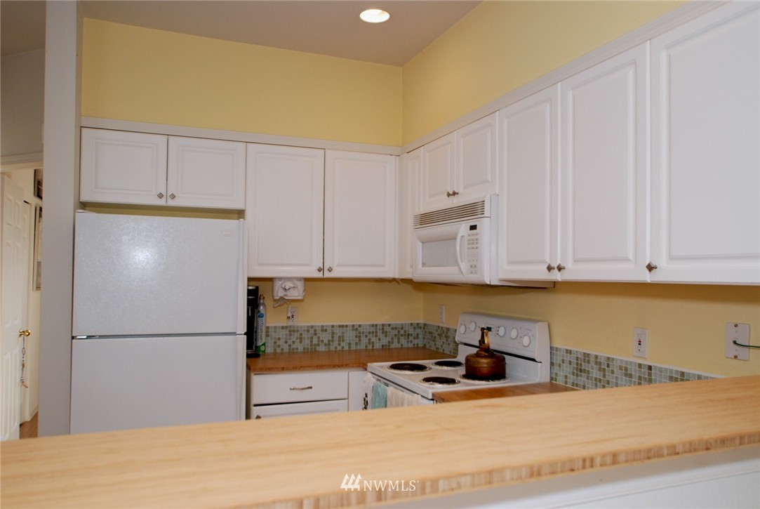 1800 Northeast 40th Street, Unit A7 Renton, WA 98056 - Photo 6 of 23