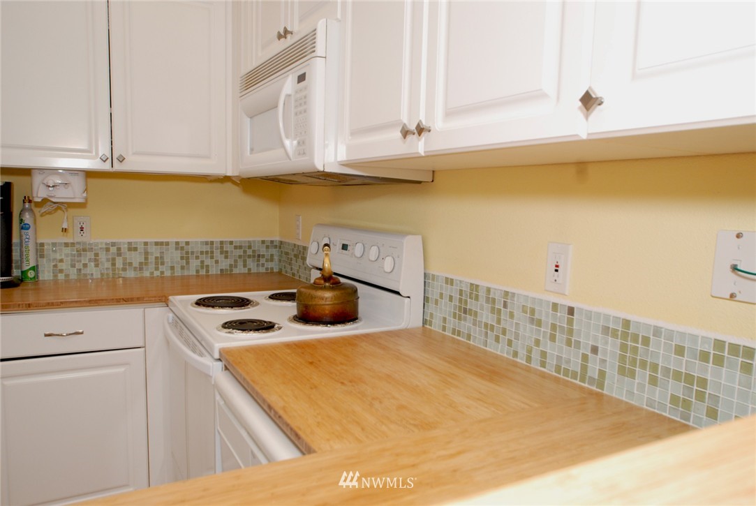 1800 Northeast 40th Street, Unit A7 Renton, WA 98056 - Photo 7 of 23