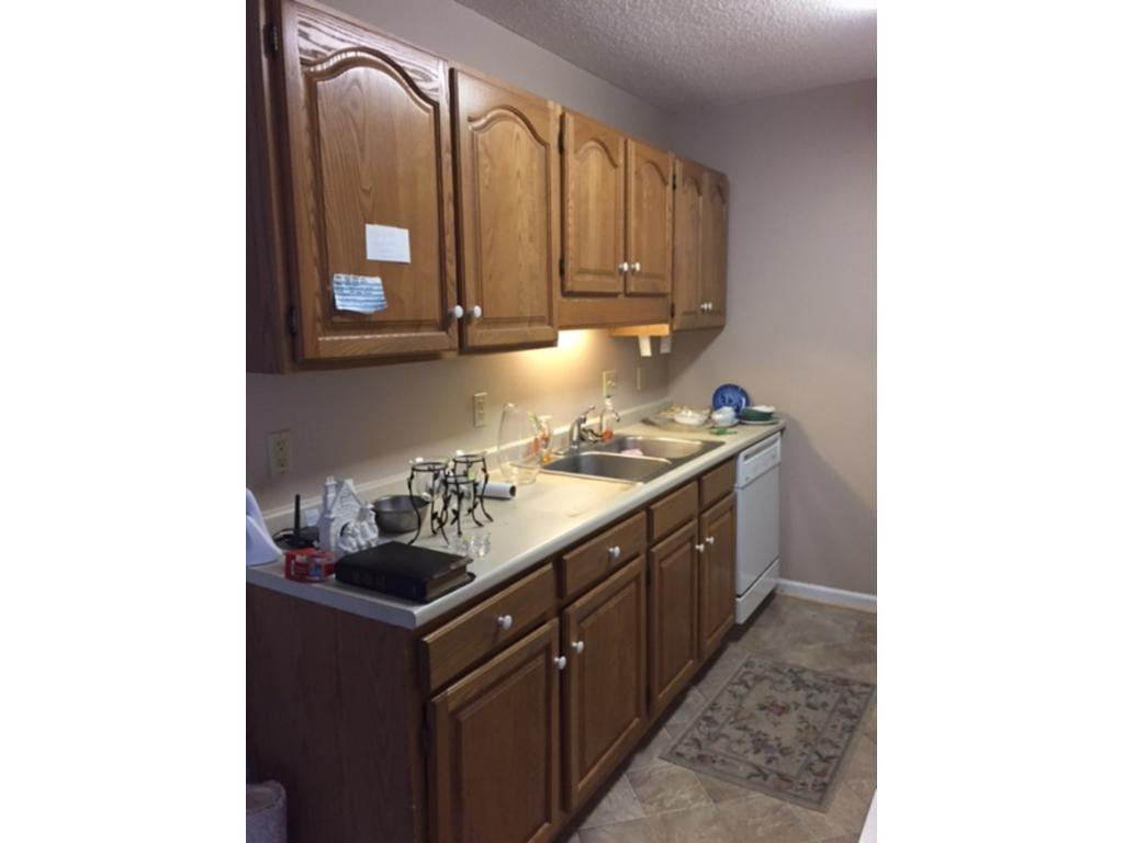 2700 Indian Ridge Road, Unit 36 Johnson City, TN 37604 - Photo 5 of 10 Photo 5