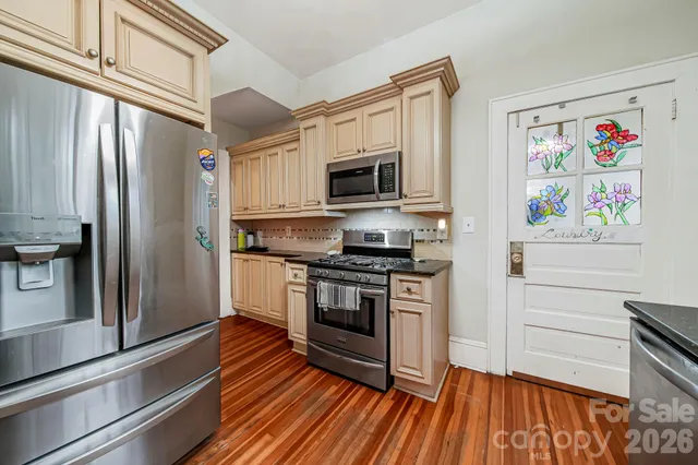 $370,000 | 707 South York Street, Gastonia, NC 28052