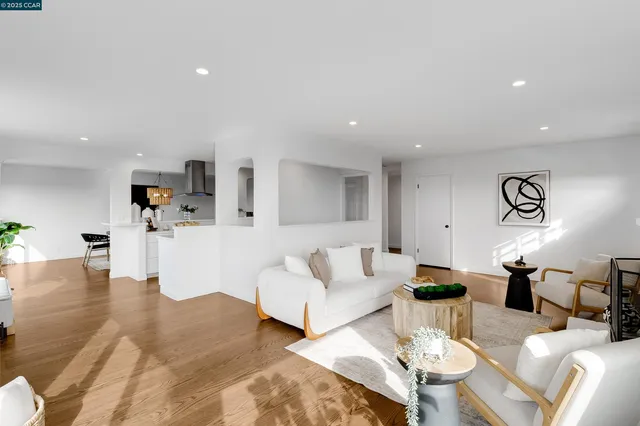 $999,000 | 5949 Arlington Boulevard, Richmond, CA 94805