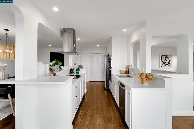 $999,000 | 5949 Arlington Boulevard, Richmond, CA 94805