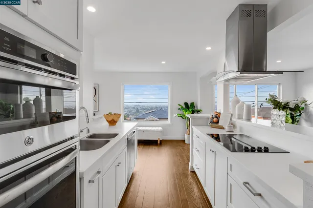 $999,000 | 5949 Arlington Boulevard, Richmond, CA 94805