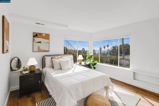 $999,000 | 5949 Arlington Boulevard, Richmond, CA 94805