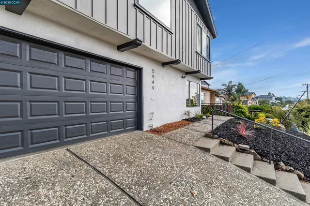 $999,000 | 5949 Arlington Boulevard, Richmond, CA 94805