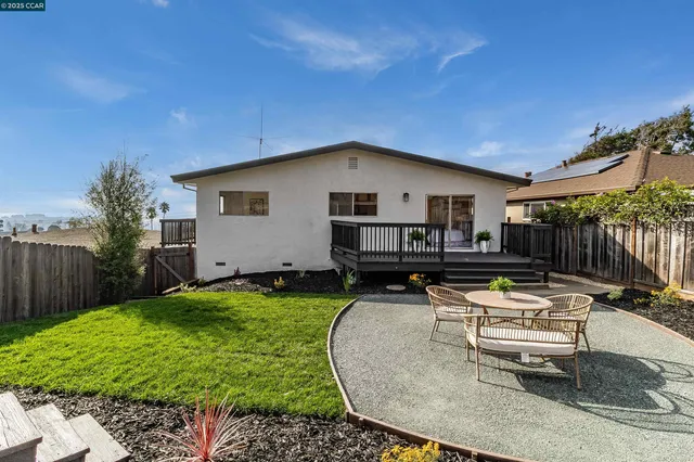 $999,000 | 5949 Arlington Boulevard, Richmond, CA 94805