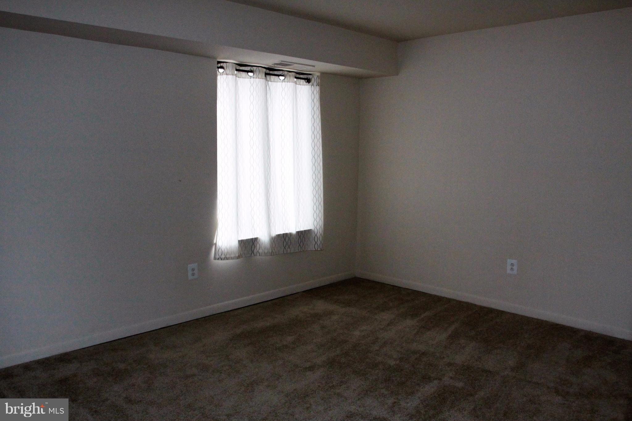 9627 White Acre Road, Unit C4 Columbia, MD 21045 - Photo 7 of 13 Bedroom