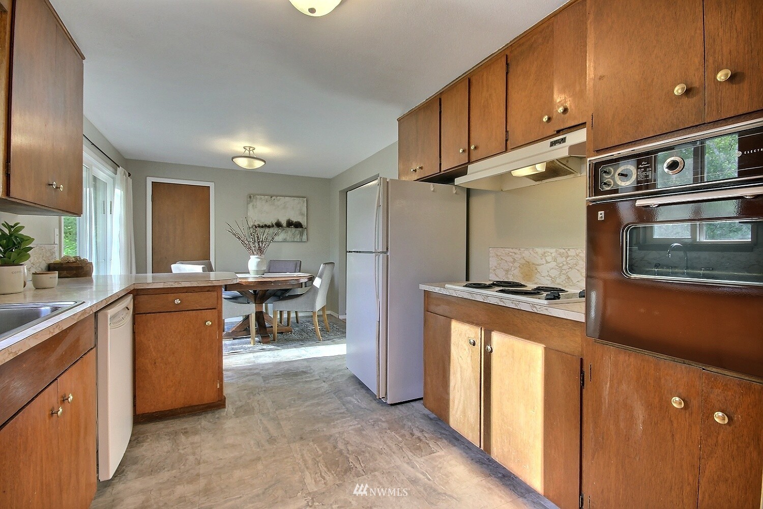 12861 175th Avenue Southeast Renton, WA 98059 - Photo 11 of 33 Gallery Image 11
